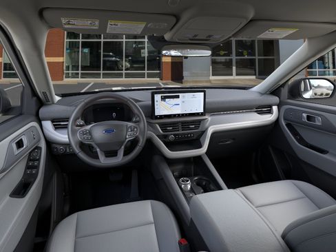 New 2026 Ford Explorer Active w/ Active Comfort Package image 9