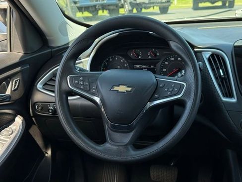Used 2024 Chevrolet Malibu LT FWD image 7