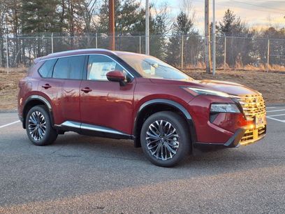 New 2025 Nissan Rogue Platinum w/ Tech Package