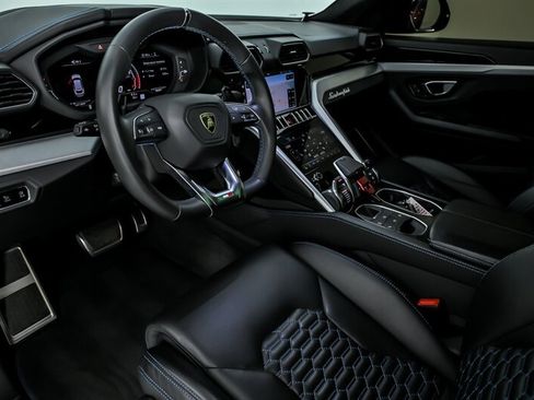 Used 2021 Lamborghini Urus AWD/4WD image 21
