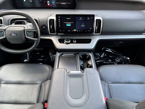 Used 2025 Ford Expedition Max Active image 13