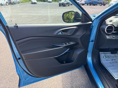 New 2025 Chevrolet Trax RS w/ Driver Confidence Package image 20