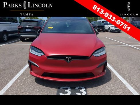 Used 2022 Tesla Model X Plaid image 3