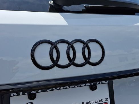 Used 2022 Audi RS 6 AWD/4WD image 38