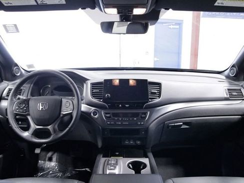 Certified 2024 Honda Passport EX-L image 16