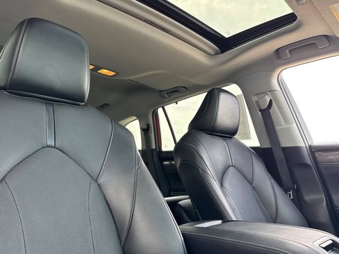Used 2020 Toyota Highlander Limited AWD/4WD image 15