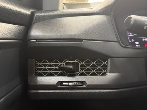 Used 2023 Honda Accord LX image 35