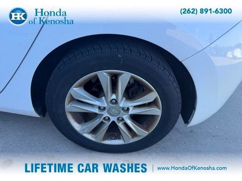 Used 2013 Hyundai Elantra GT FWD image 3