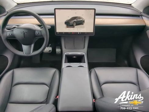 Used 2023 Tesla Model Y Long Range image 14