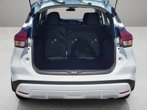 Used 2025 Nissan Kicks Play S FWD image 8