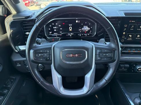 Used 2023 GMC Sierra 1500 SLT w/ SLT Premium Plus Package AWD/4WD image 10
