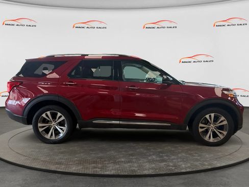 Used 2020 Ford Explorer Platinum w/ Premium Technology Package AWD/4WD image 6