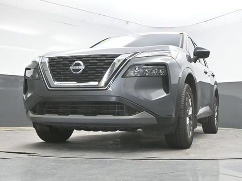 Used 2023 Nissan Rogue S AWD/4WD image 36
