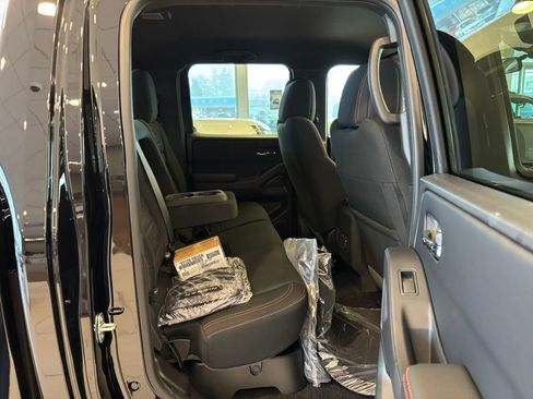 New 2025 Nissan Frontier PRO-4X w/ Pro Convenience Package image 27