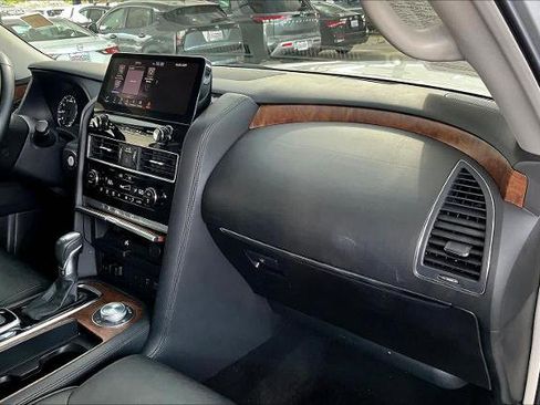 Certified 2024 Nissan Armada SL w/ Captain's Chairs Package image 18