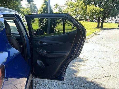 Used 2022 Buick Encore GX Select w/ Experience Buick Package FWD image 30
