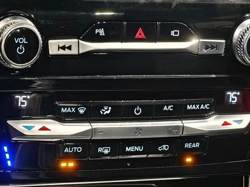 Used 2021 Ford Explorer ST w/ Equipment Group 401A image 9