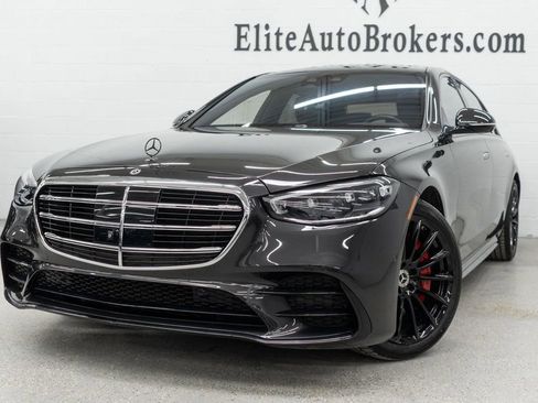 Used 2022 Mercedes-Benz S 500 4MATIC w/ AMG Line Package image 61