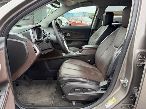 Used 2010 Chevrolet Equinox LTZ FWD image 15