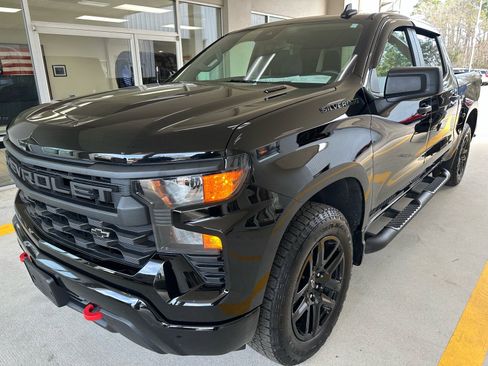Used 2025 Chevrolet Silverado 1500 Custom w/ Turbomax Blackout Package image 3