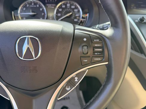 Used 2017 Acura MDX SH-AWD image 16