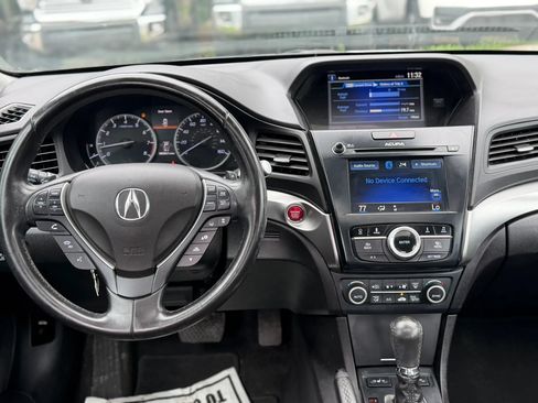 Used 2018 Acura ILX FWD image 19