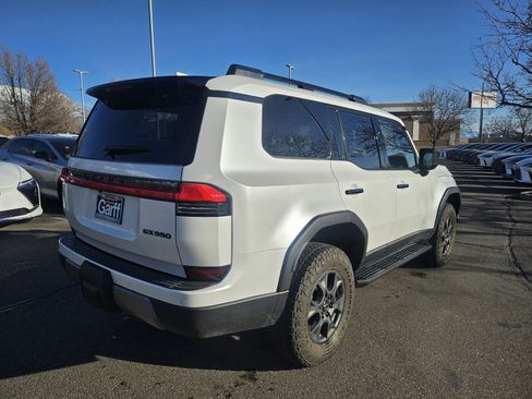 Used 2025 Lexus GX 550 image 5