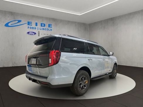 Used 2025 Ford Expedition Tremor image 10