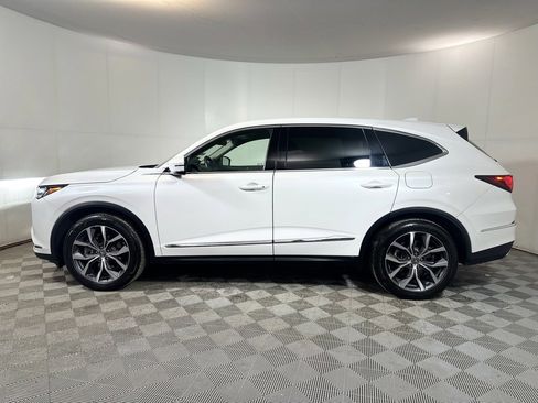 Used 2023 Acura MDX SH-AWD w/ Technology Package image 3