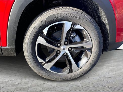 New 2026 Chevrolet Trax RS w/ Driver Confidence Package image 15
