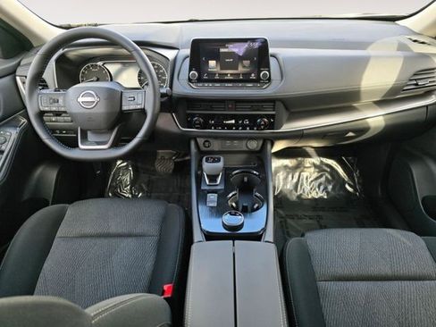 New 2026 Nissan Rogue SV AWD/4WD image 17