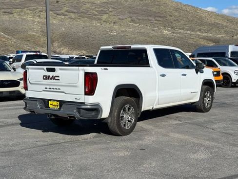 Used 2023 GMC Sierra 1500 SLT w/ SLT Convenience Package AWD/4WD image 6