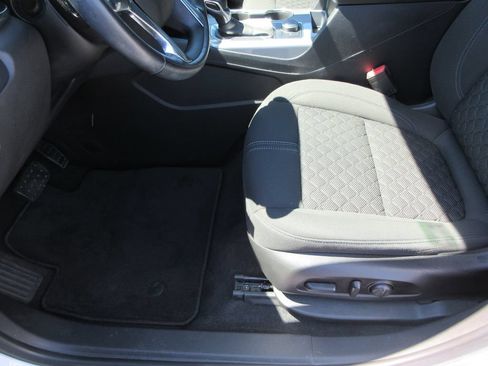 Certified 2020 Chevrolet Blazer LT AWD/4WD image 21