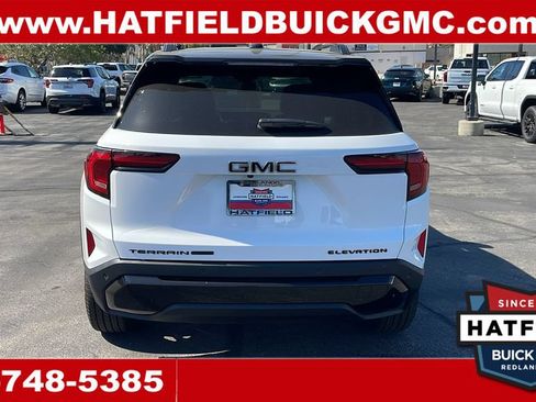 New 2026 GMC Terrain Elevation w/ Elevation Premium Package AWD/4WD image 4