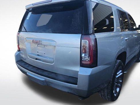 Used 2019 GMC Yukon SLT w/ Premium Edition image 4