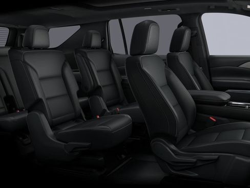 New 2026 Chevrolet Traverse LT w/ LPO, Floor Liner Package AWD/4WD image 8