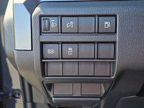 New 2026 Toyota 4Runner SR5 AWD/4WD image 32