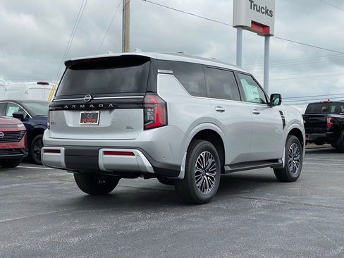 New 2025 Nissan Armada SL w/ Captain's Chari Seat Package image 4