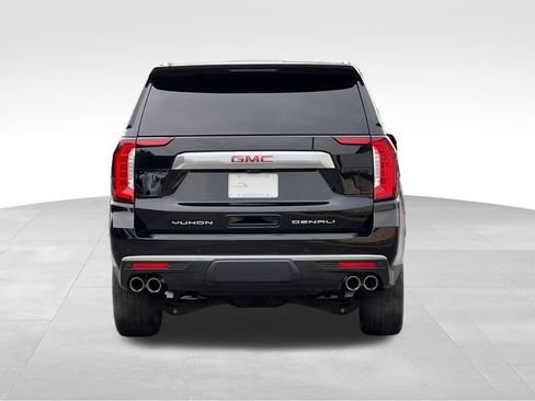 Used 2021 GMC Yukon Denali w/ Denali Premium Package RWD image 4