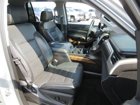Used 2015 GMC Yukon Denali AWD/4WD image 25