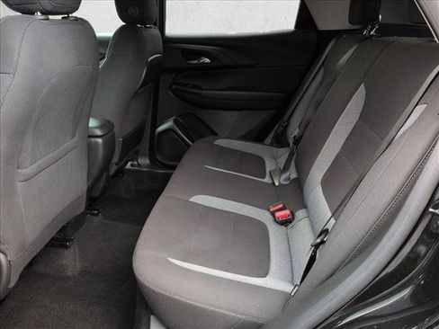 Certified 2023 Chevrolet TrailBlazer LT AWD/4WD image 17