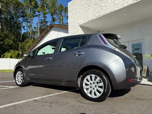 Used 2015 Nissan Leaf S w/ Charge Package image 3