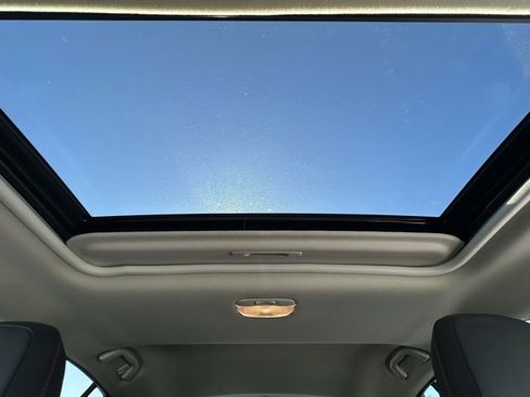 Used 2023 Subaru Crosstrek 2.5i Limited w/ Moonroof Package image 17