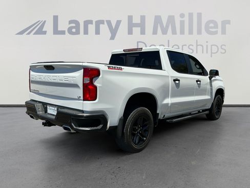 Used 2021 Chevrolet Silverado 1500 LT Trail Boss w/ Convenience Package II AWD/4WD image 5