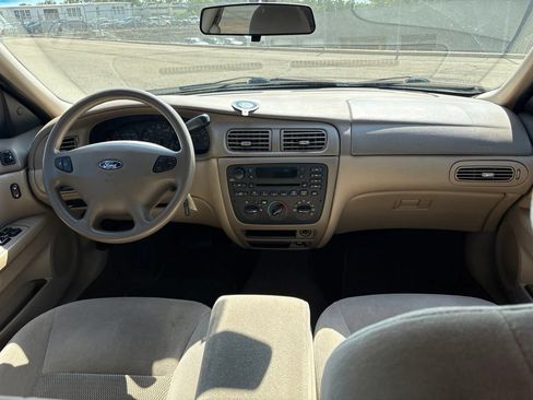 Used 2003 Ford Taurus SES FWD image 10