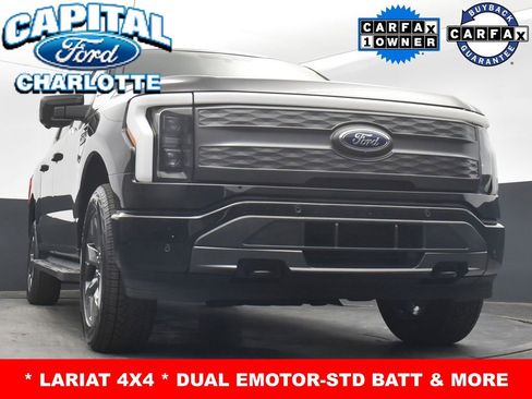 Used 2023 Ford F150 Lightning Lariat image 17