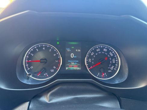 Used 2019 Toyota RAV4 LE w/ All Weather Liner Package AWD/4WD image 27