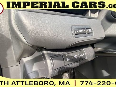 New 2026 Subaru Solterra image 18