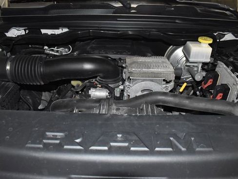 Used 2019 RAM 1500 Limited image 10
