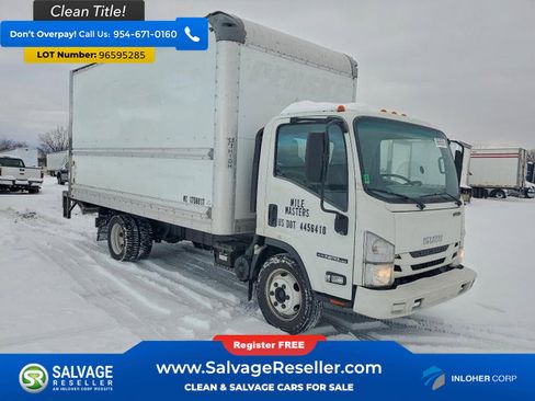 Used 2018 Isuzu NPR image 5